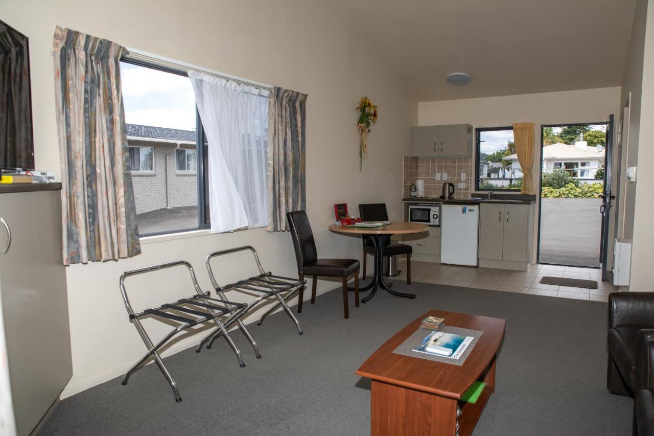 Peninsula Motel Whitianga Eksteriør billede